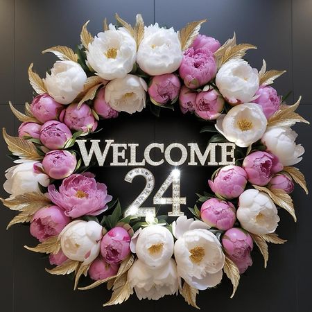 Welcome 24 Mukachevo ภายนอก รูปภาพ